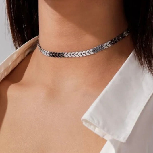 KEYA NECKLACE